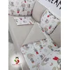 Bubamara037 Set posteljine za krevetac sa ogradicom od jastuka Meda na mesecu, Bež