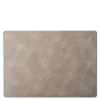 Svetlo siv pogrinjek PVC prt — Elements Ambiente - 593931