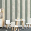 Samolepilna tapeta v motivu lesa v čudoviti zeleni barvi - 98x66