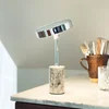 Dyberg Larsen LED-akumulatorska namizna svetilka Starlight, krom/siva - Dnevna soba/jedilnica - Dizajn - krom, sivo marmoriran - Kovina