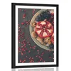 Plakat s paspartujem kompozicija z granatnim jabolkom - 30x45 black