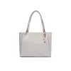 Guess Ročna torba Noelle II HWBG96 72250 Kremna