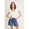 Trendyol Majica bela