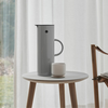 Termo vrč EM77, 1 l, svetlo siva, Stelton