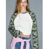 Pull&Bear Majica kaki/jelka/bela