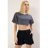 Trendyol Navy Blue Relaxed/Comfortable Cut Pocket Detail Stretchy Knitted Shorts & Bermudas
