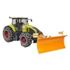 Bruder Claas Axion 950 s snežnimi verigami in plugom