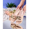 Resti Royalfashion Beige womens quilted flip-flops with gold chain Eteris