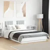 Okvir za krevet s uzglavljem bijeli 140x200cm konstruirano drvo