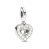 Pandora Eleganten srebrn obesek Moments 792649C01
