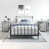 vidaXL Nočna omarica 2 kosa siva sonoma 40x42x60 cm inženirski les