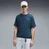 PUMA Graphics Relaxed Stacked Tee Men, Clothing, Midnight Petrol, M