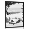 Plakat lesena hiška pri zasneženih borovcih v črnobeli varianti - 40x60 black