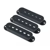 FENDER PICKUP COVERS,BLACK STRAT(3)