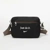 Torba Nike Heritage 2.0 Color-Block Crossbody Bag 4L Black/ Ironstone/ Sail Universal