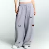 Široke sportske pantalone