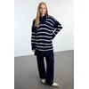 Trendyol Navy Blue Zipper Relaxed Thessaloniki Striped Knitwear Hijab Bottom-Top Set