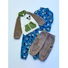 Sinsay - Flis jogger pantalone sa sherpa džepovima i vezom Mickey Mouse - mahagoni
