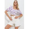 Trend Alacati Stili Ženska bluza kratkih rukava ALC-X11651, Brod izrez, Ljubičasto-bela