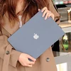 DiYiGongFang Zaštitna maska za Apple MacBook Pro 14 M1/M2/M3/M4/M5, Siva