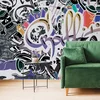 Samolepilna tapeta trendovska vijolična stena z grafiti - 294x270