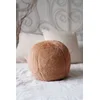 Aberto Design Ukrasni jastuk Pelus Top, 25x25x25 cm, Smeđi