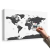 Slika na pluti zemljevid sveta s posameznimi državami v sivi barvi - 90x60 metallic