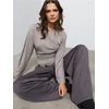 Sinsay - Elegantne wide leg pantalone od mekog pletiva sa mešavinom viskoze - tamno siva