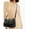 Ročna torba Furla Flow WB00996-BX2045-O6000-1020 Črna