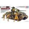 Tamiya maketa-miniatura M4A3 SHERMAN s 75 mm TOPOM • maketa-miniatura 1:35 tanki in oklepniki • Level 3