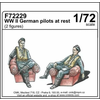 Special Hobby maketa-miniatura WWII German pilots at rest • maketa-miniatura 1:72 figure • Level 4