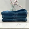 Peškir Stock 50x100cm S32 Dezen Teget boja