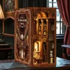 Miniaturna hiša Book Nook - Viktorijanska knjižnica*