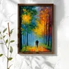 WallXpert uramljena MDF slika NAL113-46, par šeta kišnom alejom među jesenjim drvećem, 35,5 x 47 cm