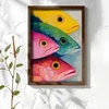 WallXpert uramljena MDF slika NAL063-46, četiri šarene ribe u stilu uljane slike, 35,5 x 47 cm