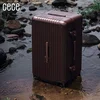 Cece Kofer, 71.1 cm, Bordo