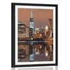 Plakat s paspartujem odsev Manhattana v vodi - 20x30 no frame