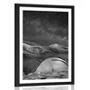 Plakat s paspartujem šotor nad nočnim nebom v črnobeli varianti - 40x60 no frame