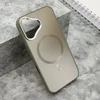 Maska COLOR METAL MagSafe za iPhone 16/ srebrna