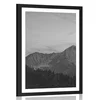 Plakat s paspartujem gore v črnobeli varianti - 40x60 no frame