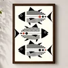 WallXpert uramljena MDF slika 3752KACT-057, tri geometrijske crno-bele ribe sa crvenim detaljima, 37 x 52 cm