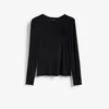 Reserved - Bluza s cvetnom aplikacijom