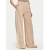 Guess Hlače iz tkanine V6YB26 K5139 Bež Relaxed Fit