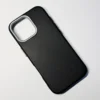 Maska MonoLine za iPhone 17 crna