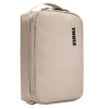 Thule Putna torba Chasm Medium Gear Cube, pješčano bež