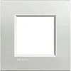 ZAŠČITNI OKVIR LIVING LIGHT 2M SREBRN LNA4802AG
