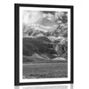 Plakat s paspartujem veličastna gorska pokrajina v črnobeli varianti - 40x60 no frame