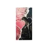 Hitrosušeča se plažna brisača SEA OF HEARTS roza-črna 70 x 140 cm, 100% mikrotkanina
