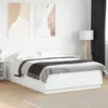 Okvir kreveta s LED svjetlima bijeli 150 x 200 cm drveni
