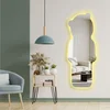 HANAH HOME Dekorativno Ogledalo sa LED osvetljenjem 52135 Ledayna 009